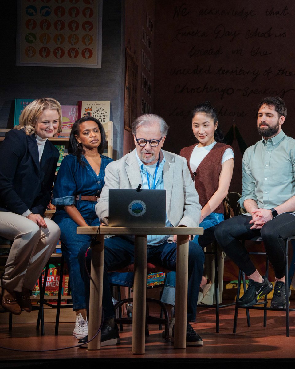 #THEATRE #REVIEW Eureka Day <a href="/GateTheatreDub/">Gate Theatre</a> "stunning"🌟🌟🌟🌟
thereviewshub.com/eureka-day-gat…