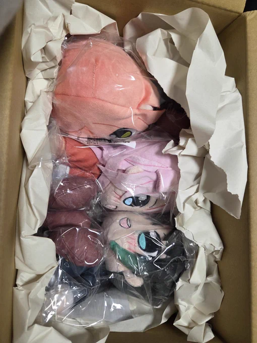 しおせつランゆうぽむくりぱん届いたー!!!!(嬉) この日を一年半くらい待った!!!! やっとこのハッシュタグ使える!! #くりぱんの居る生活