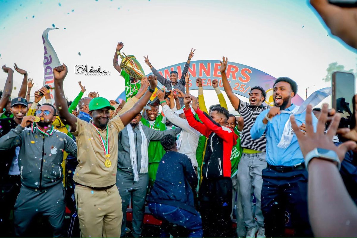 dhoorebbc's tweet photo. #Hargeisa City Club won the #Somaliland championship tournament for the first time in history.

Fans flooded the streets of Hargeisa to celebrate the historic win, chanting the club's name. https://t.co/dtD3raF5cN