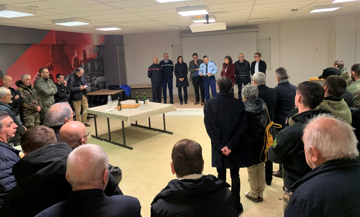 Image de Préfète du Lot - #CNICG | Vœux du Colonel Pascal SEGUI, commandant le Centre National d'Instruction Cynophile de la G