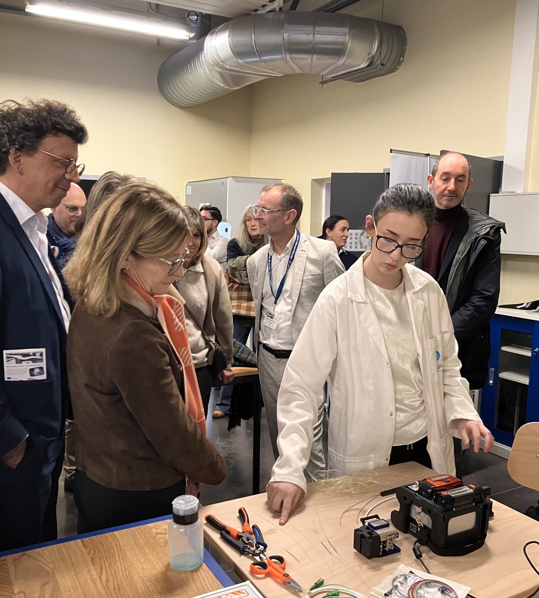 Région académique AURA tweet media