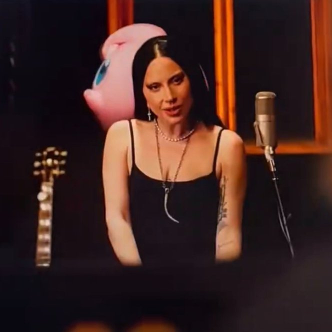 RDT Lady Gaga tweet media