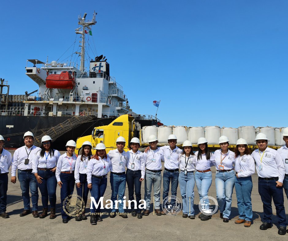 Alumnos UVT, en actividad "Puerto ciudad".