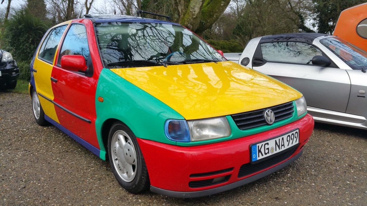 StripeyMiata's tweet image. Harlequin

Check out the wheels @x_ecutive 

#VW #Polo #Harlequin #WeirdCarTwitter