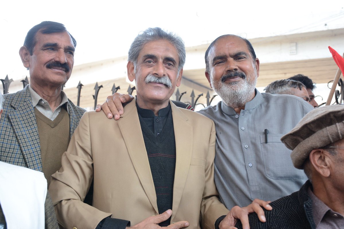 AhadRamay's tweet photo. PAKISTAN PEOPLES PARTY GUJRANWALA CONDUCTED A RALLY ON KASHMIR SOLIDERTY DAY I M REPRESENTING PEOPLES LAWYERS FORUM IN THIS RALLY WITH PARTY LEADERSHIP AND WORKERS OF PPP https://t.co/kJtVvrLvWE