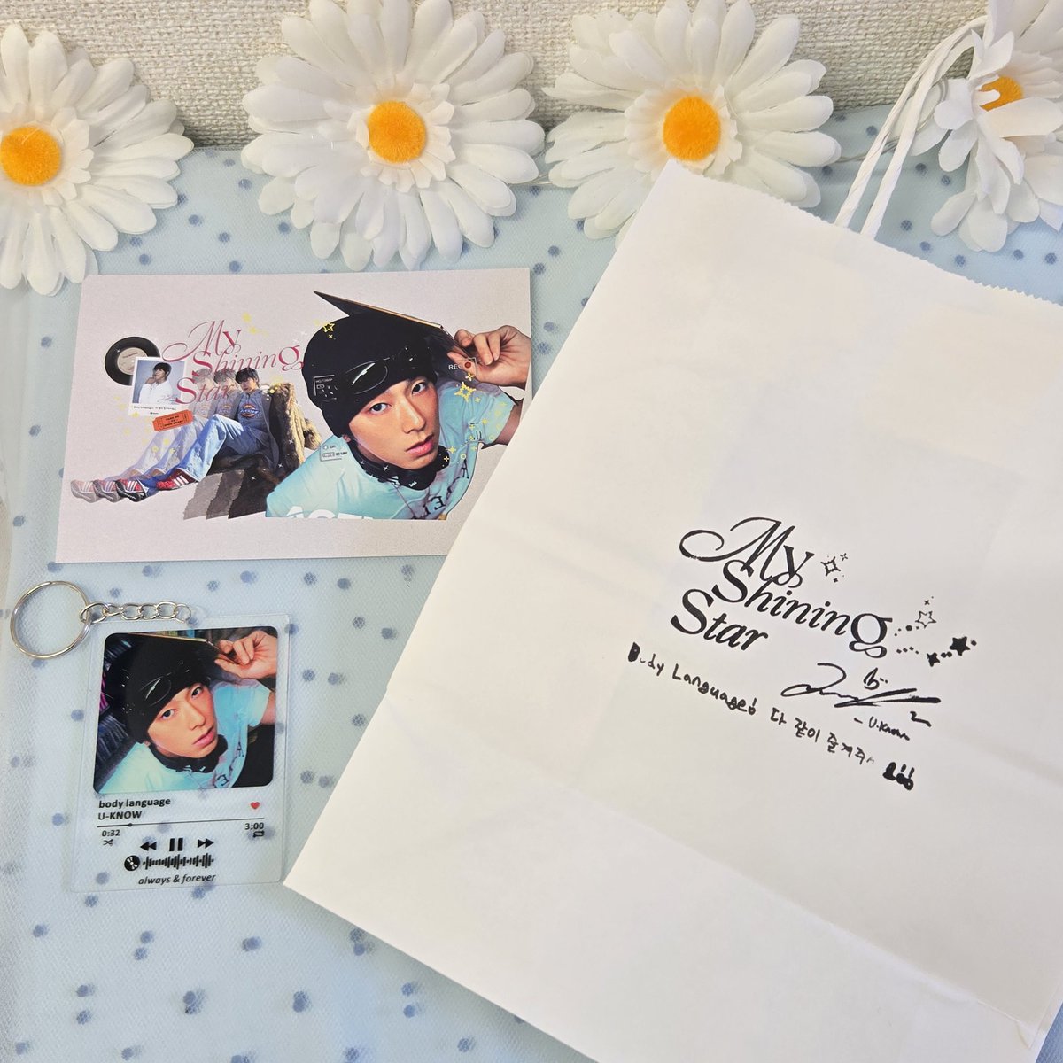 今回も特典がたりなくなってしまいました😭 ユノの誕生日に、申し訳