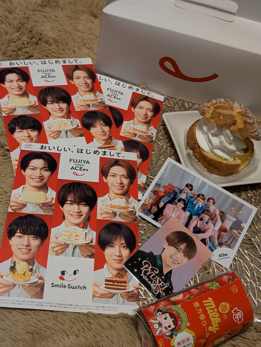 SNabenon's tweet photo. 不二家さんに寄り道〜🚗
ケーキとチョコ買ったら、
フライヤーたくさんくれた😳
『みんなかっこいい方たちですね〜』って店員さんも言ってくれたから
前のめりで『そうなんですっっっお願いします！！！』って伝えてきたよ！
また来ます！
#不二家
#ACEes
#深田竜生 https://t.co/EoQa8XHxo2