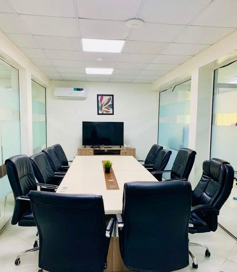 premierhubng's tweet image. Where great ideas meet great decisions ✨
Our Board room is designed for productive conversations, strategy sessions, and seamless collaboration. It’s comfortable, professional, and ready when you are.

Book your next meeting with us 🤝

#BoardRoom #EventSpace #CorporateMeetings