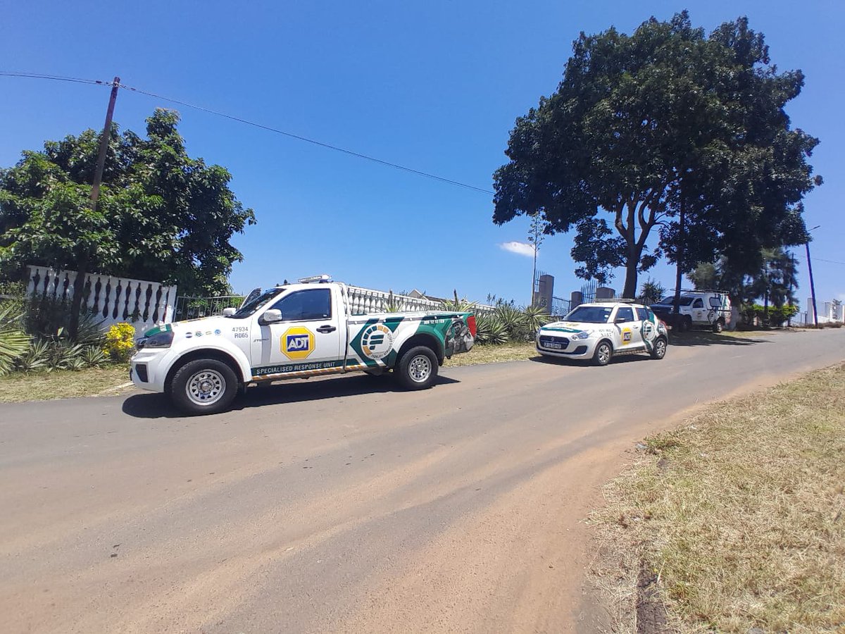 Fidelity_Secure's tweet photo. Porud protectors of Parlock and Newlands. We conduct regular stand offs &amp; patrols to safeguard you and the community. You can always count on us. We’ve got you covered!

#FidelityADT #Parlock #Durban #AlwaysThereforYou  #keepingyousafe #securingyourassets #FidelityServicesGroup https://t.co/s2UrWPLIpR