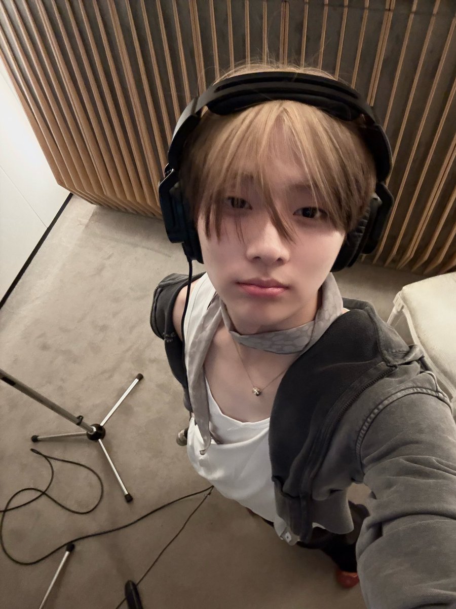 nabcdefj's tweet photo. duh cocok banget kakak pls menikah demi aku https://t.co/nZhAJuY2dJ