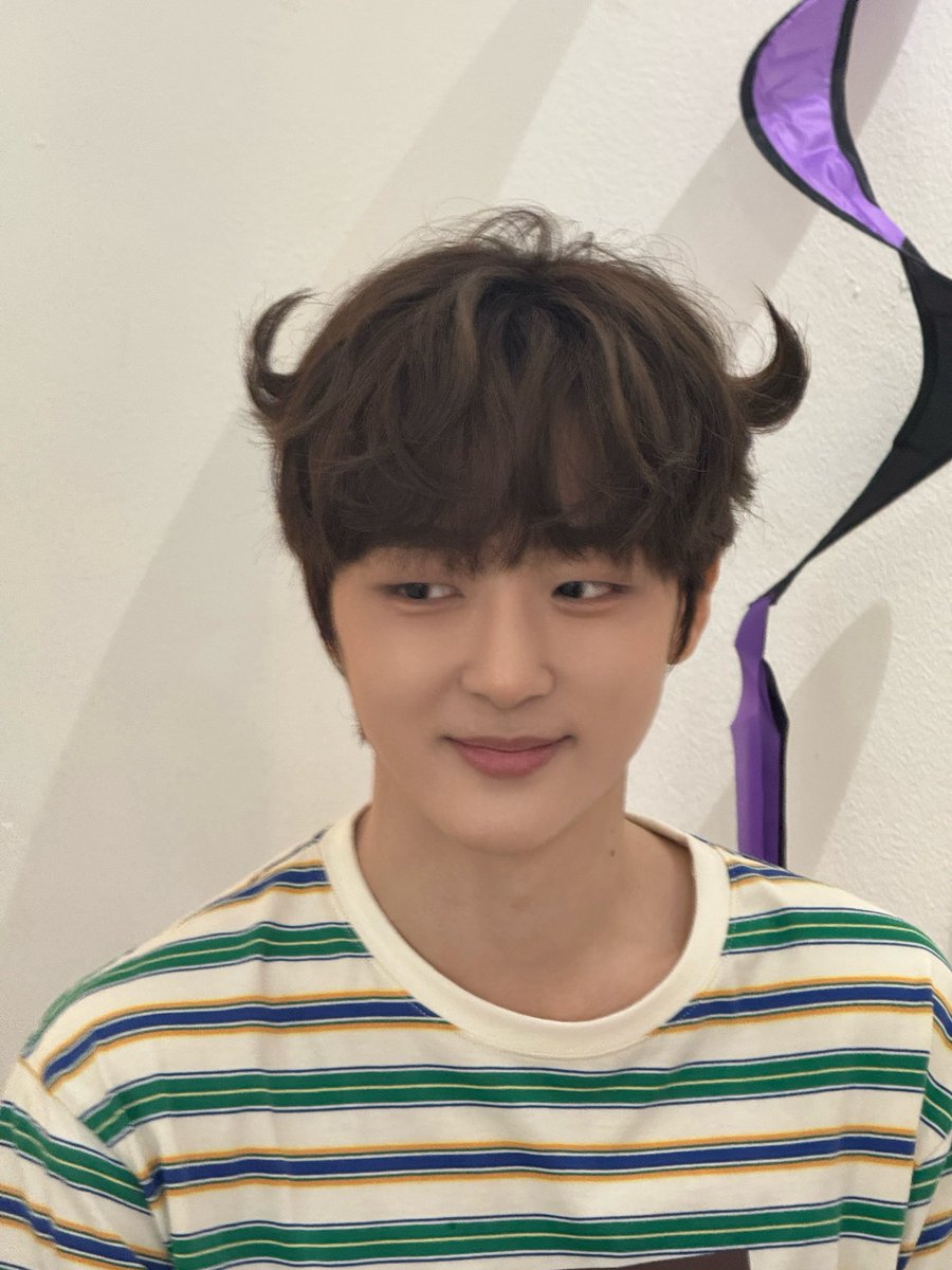 LUN8_members's tweet photo. [#카엘]
우리 겸댕이 생일 축하해 지금 바로 옆에 있지만 앞으로도 계속 우리 옆에 있어라~~ 사랑한다 2026년도 많이 웃고 즐겨보자 스릉흔드아💙

#루네이트 #LUN8 #Chael 
#러베이트의_멋진리더_해피_진수_데이
#MelodyOf205_HappyJinsuDay https://t.co/3Pw1Imbw4U