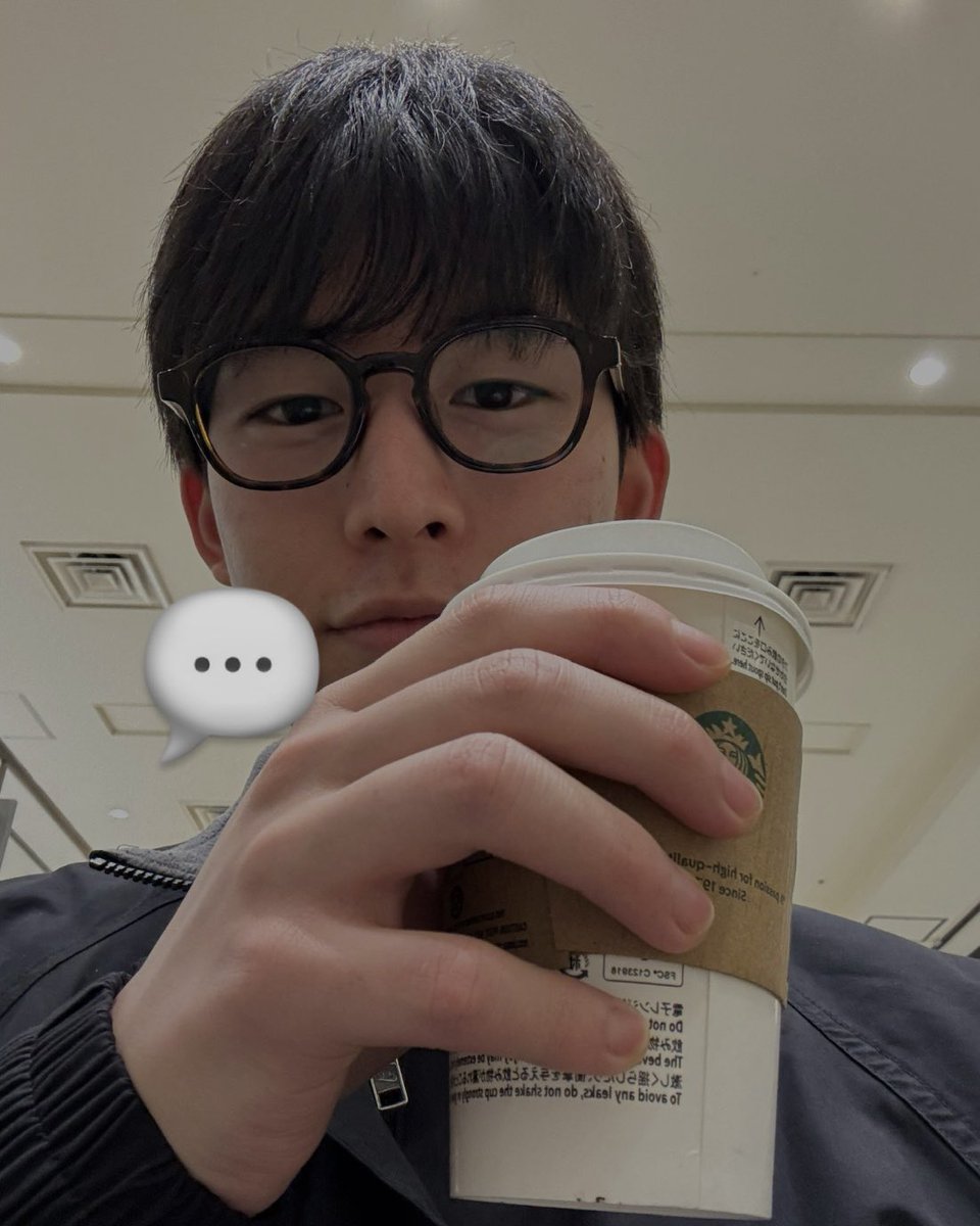 lavidadeore's tweet photo. 👓 https://t.co/qro1vN8ma9