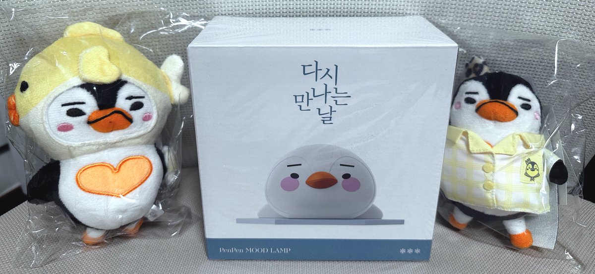 <구천팔 기념으로 이벵>합니다😆

팔로워 한정으로
RT/맘찍 해주신 분들 중
3명 추첨해서 선물을 보내드려요💛

★상품: 펭펭이 무드등(1) 파자마펭(1) 붕어펭(1)
★당발: 2/8(일)

※ 상품은 3종 중 랜덤 증정
※ 이벤트성 팔로우는 사양합니다