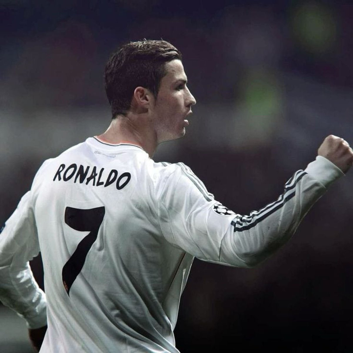 Noitedecopa's tweet photo. Cristiano Ronaldo pelo Real Madrid:   

▫️100 Gols em 105 jogos 
▫️200 Gols em 171 jogos  
▫️300 Gols em 288 jogos 
▫️400 Gols em 391 jogos  

🔥🔥🔥 El Bicho. https://t.co/KIHydDabYw