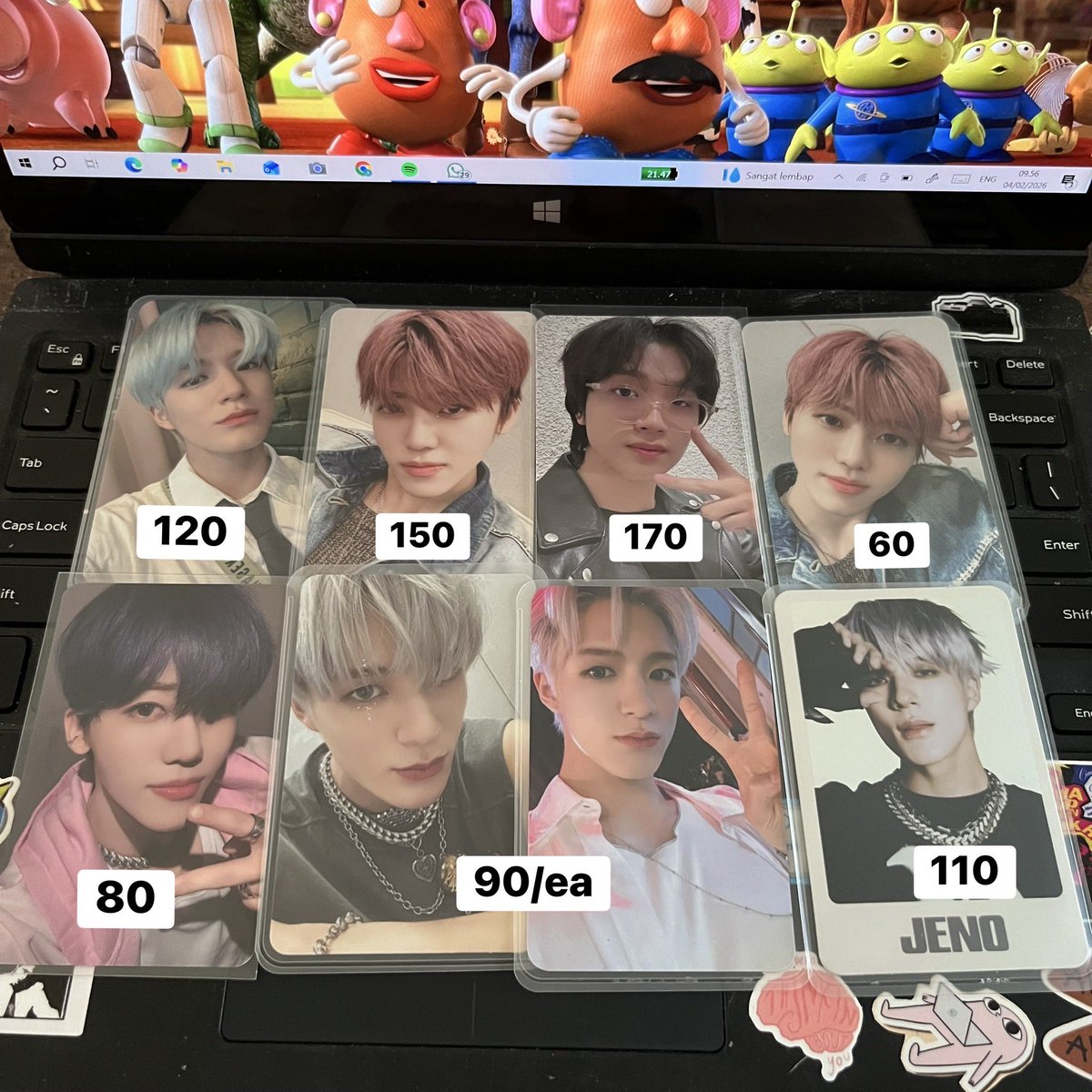 ona ଓ ˖°⋆ tweet media