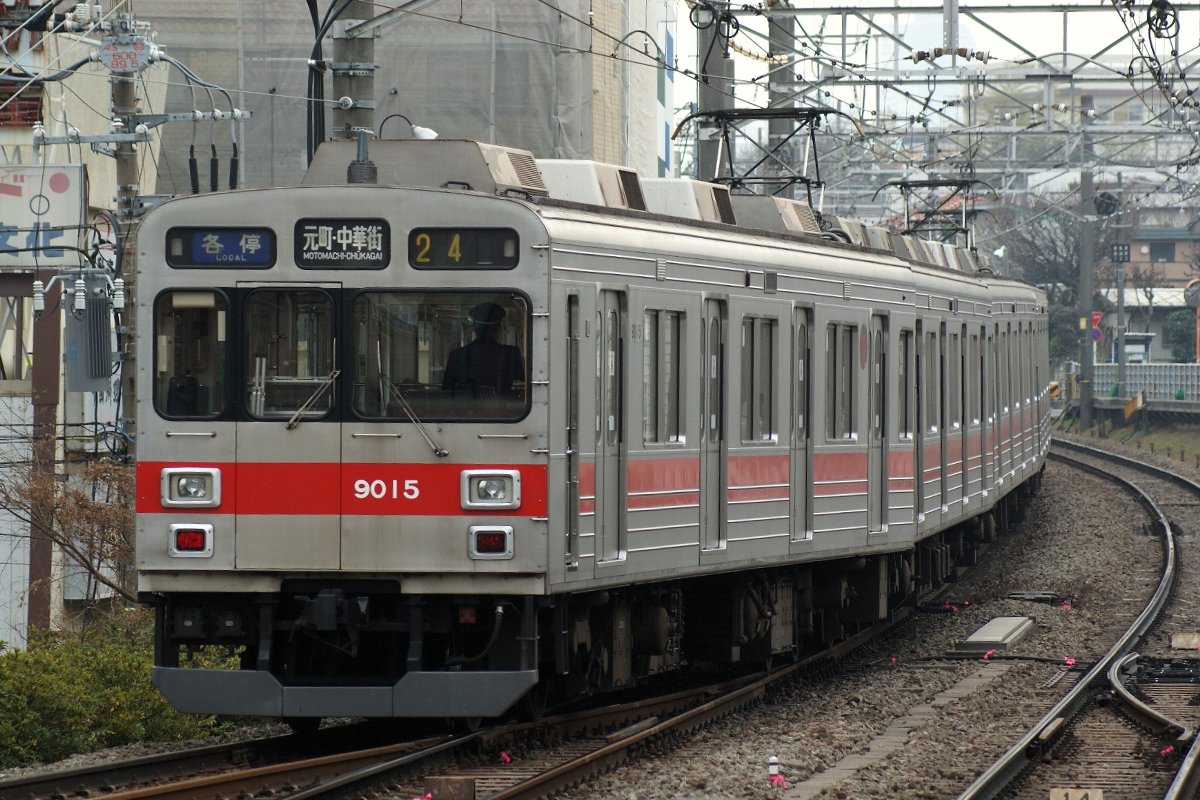15年前の2011年2月5日に撮影した東急9000系
去年アップしていない未公開画像から4枚
9002F.9003F.9004F.9015F