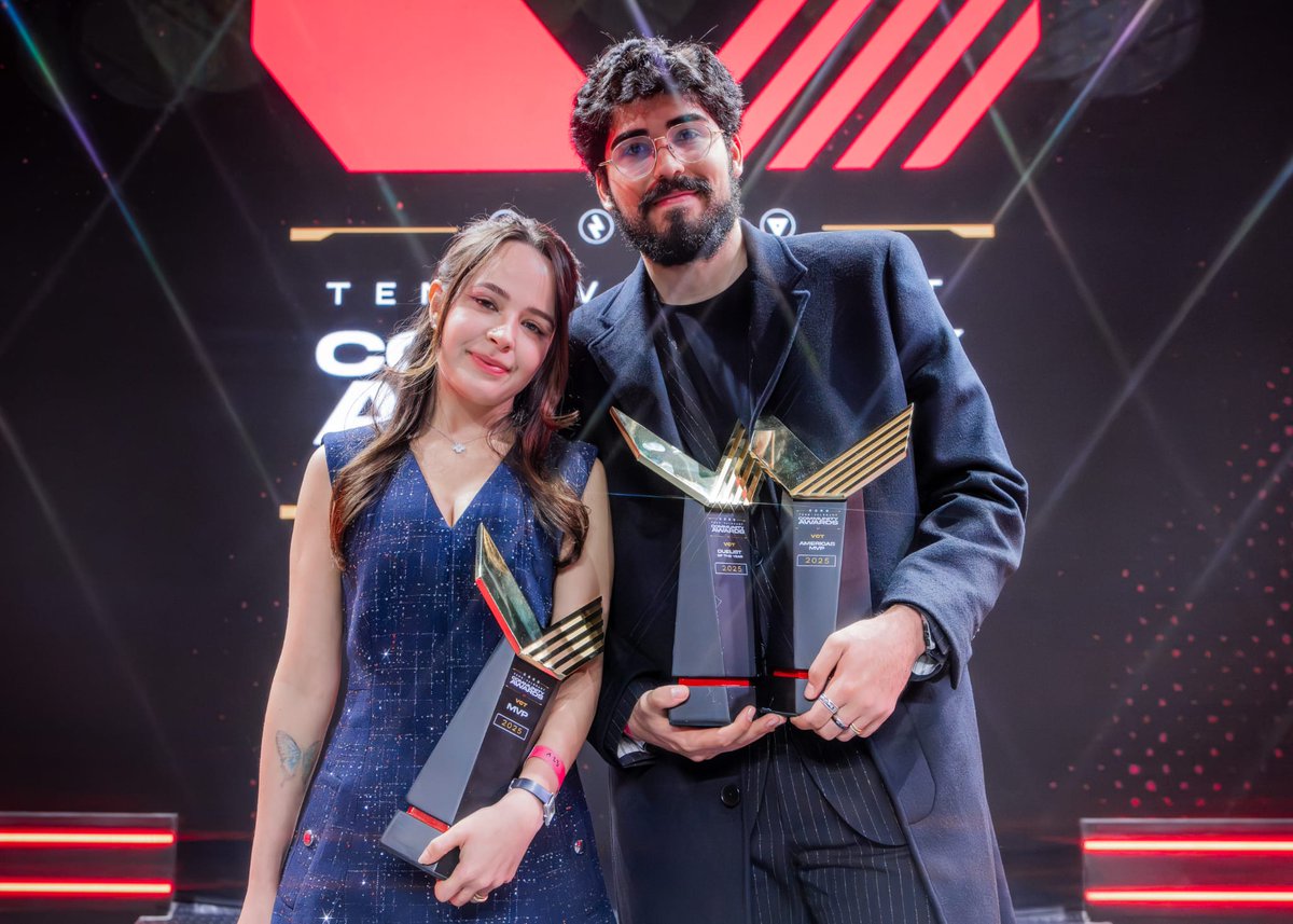 Americas MVP 🏆
Duelista do Ano 🏆
VCT MVP 🏆