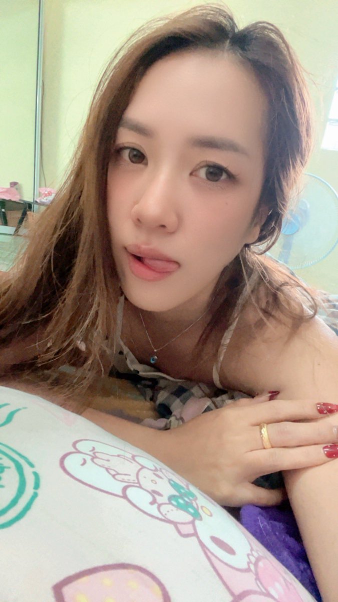 ตรุษจีนนี้ขอหนุ่มตี๋นะคะ
ตี๋ที่หอก!!!ตี๋ที่แหก!!!ตี๋คาแหก!!!🫢
#กรุงเทพ #สายไหม #ลำลูกกา #ดอนเมือง #รามอินทรา #สุขาภิบาล5