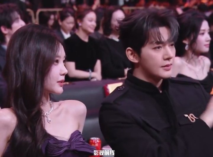 xxysvvv's tweet image. What is this conversation about? It looks really exciting.
#DengWei #LiYitong