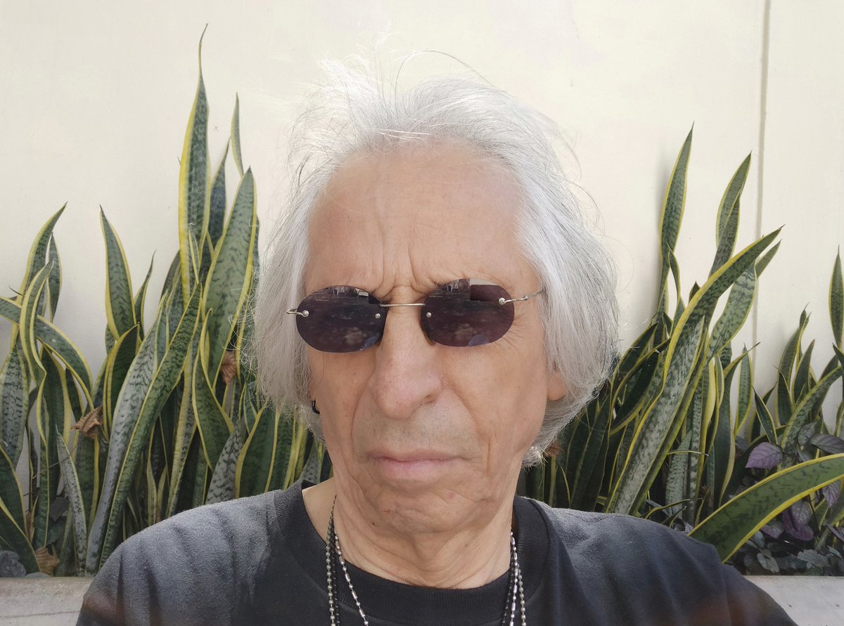 El proverbio que dice "la justicia tarda pero llega" refleja esperanza en el sistema, pero a menudo se contrapone con la realidad, pues la justicia demorada es justicia denegada. Y muchas veces, en demasiadas ocasiones, la resolución nunca llega, generando profunda impunidad.