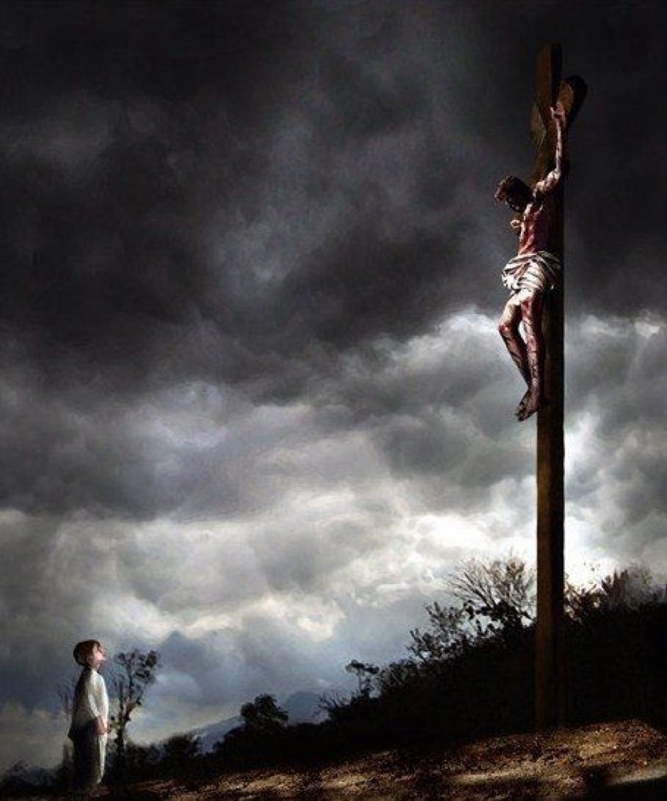 He hecho muchas cosas mal en el pasado, tengo muchas heridas en mi interior.

Pero me siento amado. Y trato de responder a ese amor como un niño, que hace muchos dibujos torcidos para Alguien que los mira, los encuentra hermosos y no los tira.