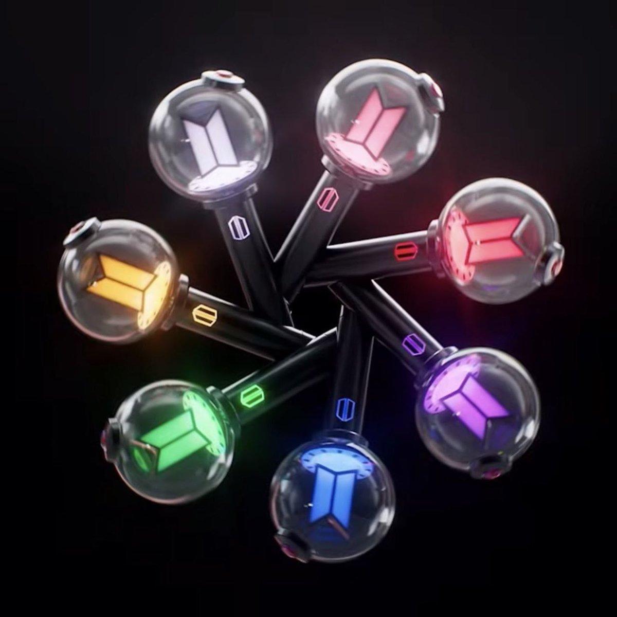 قشنگه، ولی حسرتش فقط رو دلمون میمونه🫠