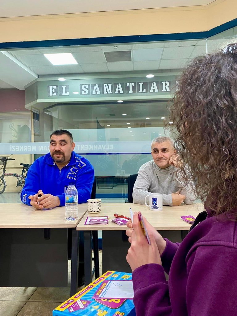 🎲 Oyunla Güçlenen Sosyal Beceriler!

Sosyal Becerileri Geliştirme Sınıfımızda üyelerimiz, hocamız eşliğinde kutu oyunları oynayarak hem eğleniyor hem de iletişim ve takım çalışması becerilerini geliştiriyor.

Eğlenerek öğrenmeye devam ediyoruz! 💙