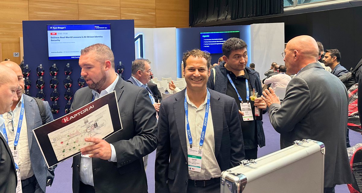 Zafar Khan tweet media