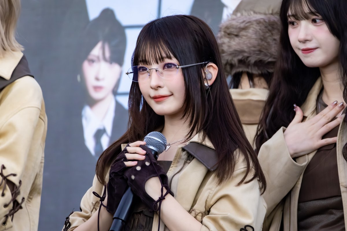 2025/11/16 海老名西口中心広場 11thシングル『排他的ファイター』発売