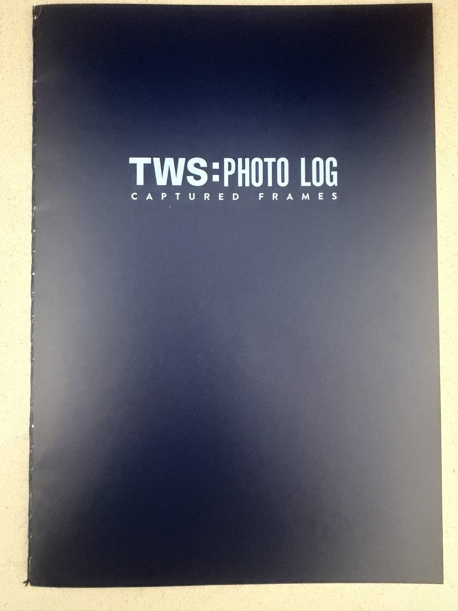 뒤늦게 열어본 일본 멤버십 회지 
아 너무 좋다. 
원하는 분들은 저 만날 때 보여드립니다. ☺️