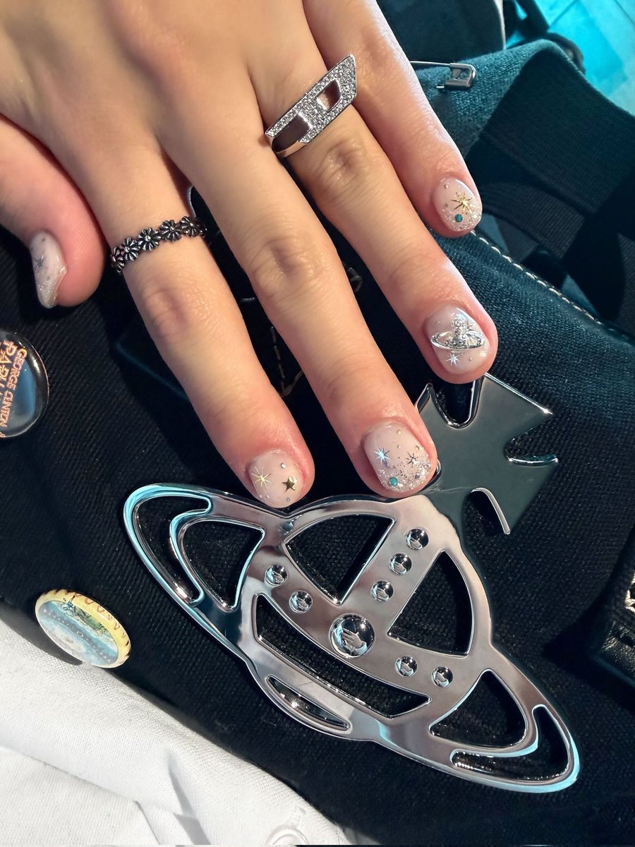 *ೃ༄➜Weverse 

➜ #.rurunail

#HARUA #ハルア #하루아
#앤팀 #andTEAM