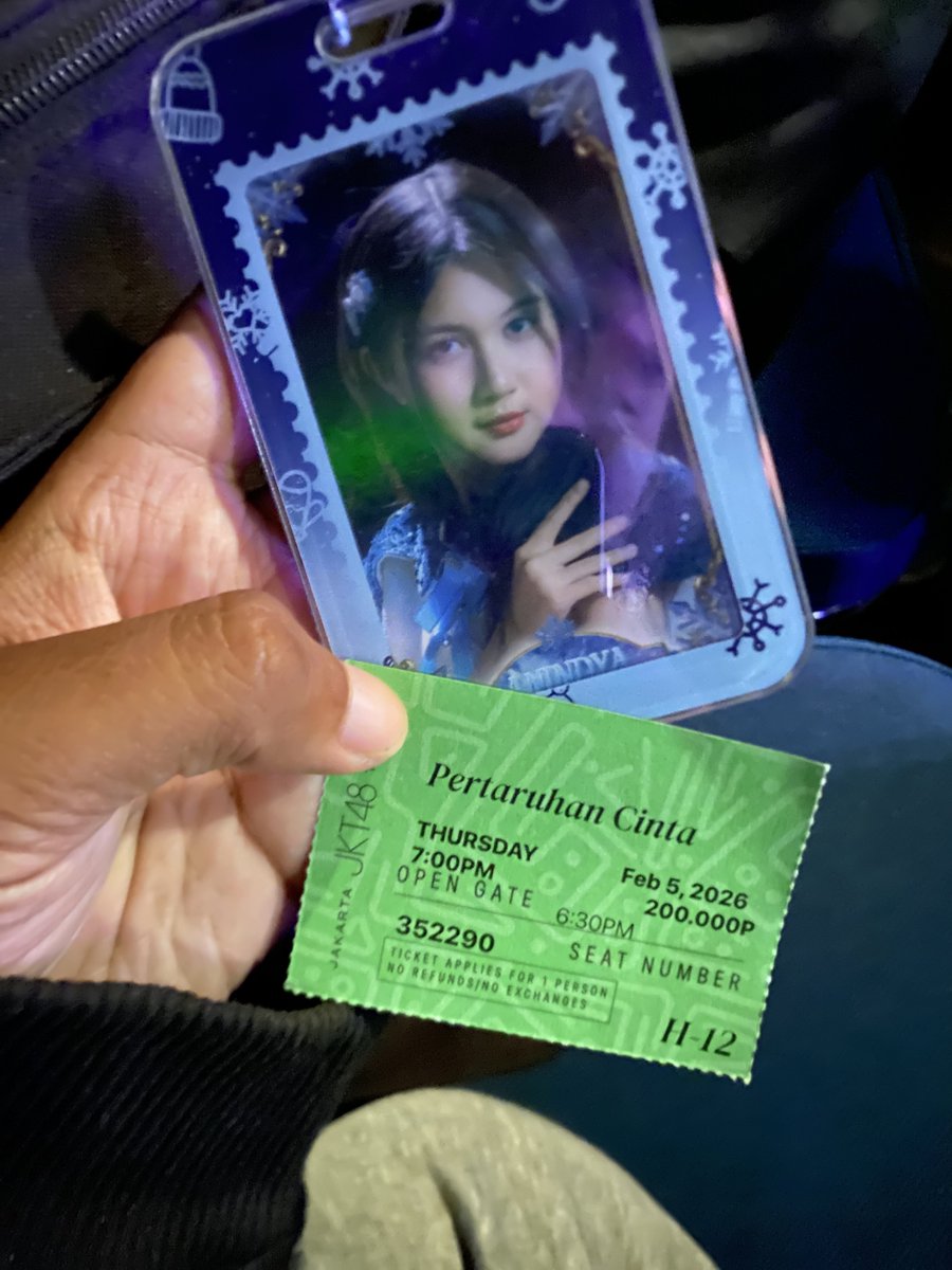 diii_theonly's tweet photo. biar aku yang makin mundur kebelakang untuk kamu terus maju kedepan yaa cantik @AR_AnindyaJKT48 π₯°β¨
#AdaANINDYA
#FutureBloom π· https://t.co/lOTnp5r5G7