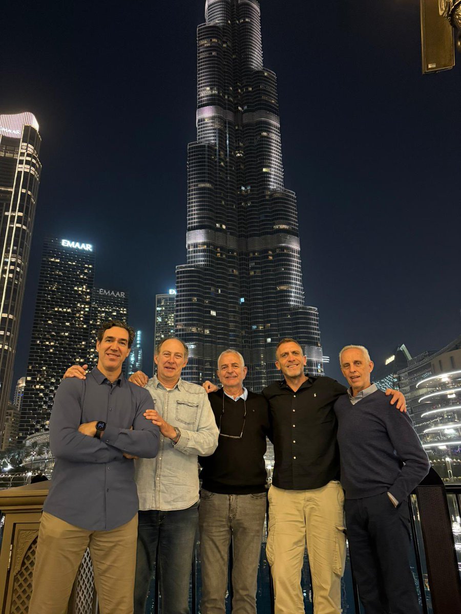 Leyendas Blancas tweet media