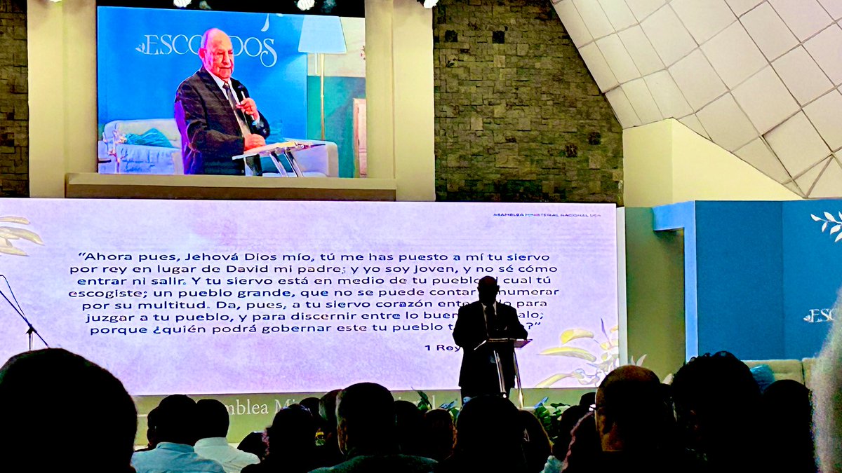 “Si quieres ser un pastor de éxito debes tener una experiencia PERSONAL con Dios, debe ser “tu Dios”. <a href="/alejandrobullon/">Alejandro Bullon</a> en asamblea ministerial nacional de #matrimonios en <a href="/iasdchile/">Iglesia Adventista del Séptimo Día en Chile</a> <a href="/asuraustral/">AsociaciónSurAustral</a> <a href="/unach/">UNACH</a>