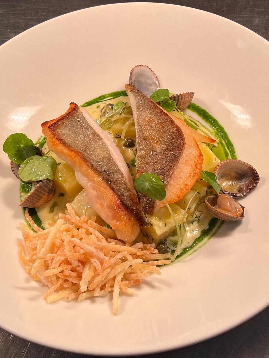 Hugo's Restaurant tweet media