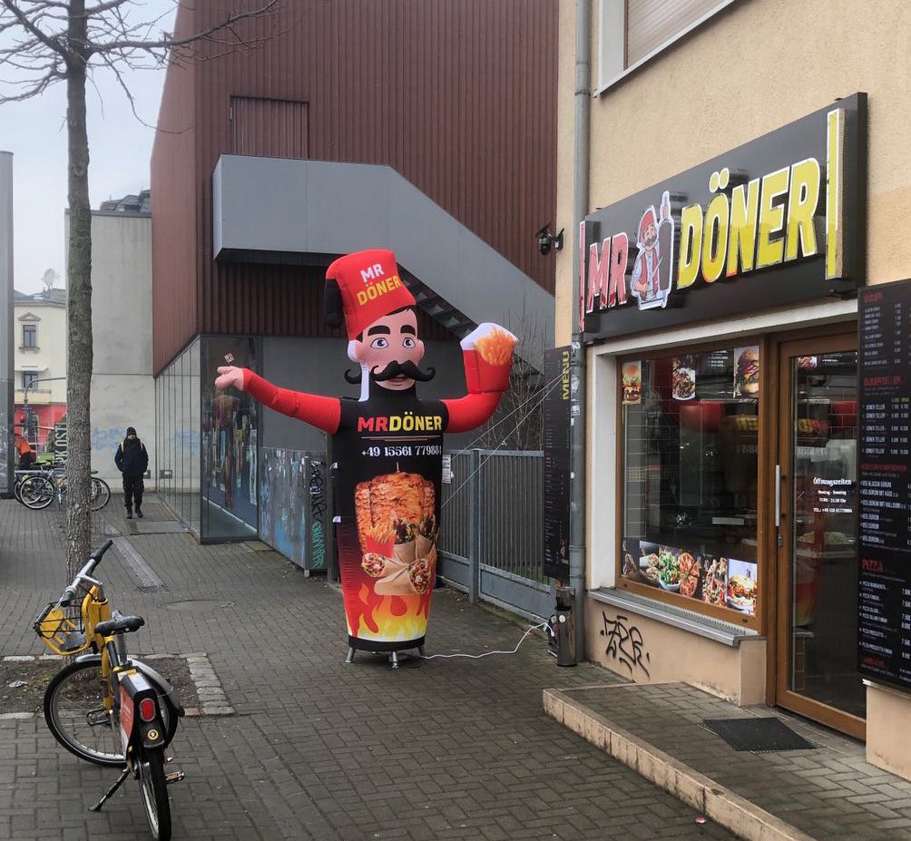 johannas kleiner lieferservice (normal) tweet media