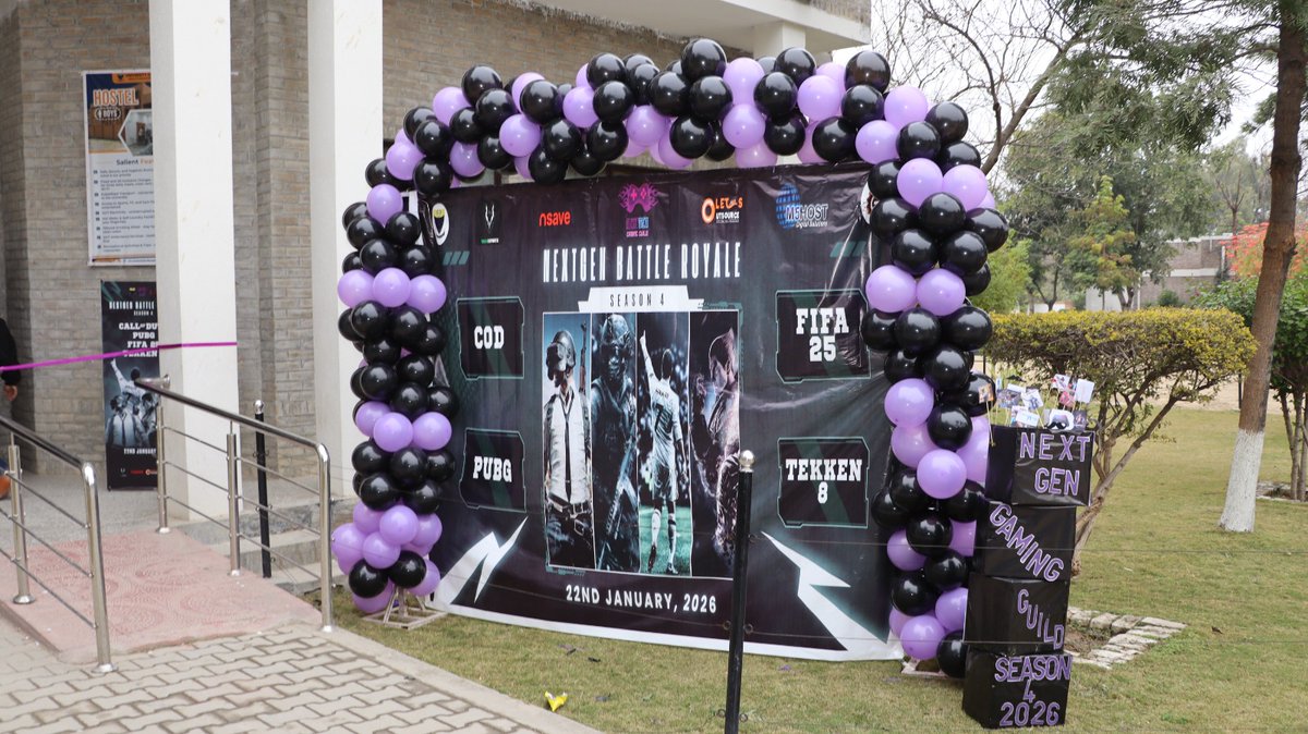 M5HOST_Official's tweet image. University of Wah gives a warm welcome to M5Host players and special guest @HafizAdeel294 from Lahore 🤩 Arrived for the Next Gen Gaming Tournament! 

 #M5Host #UniversityOfWah #GamingTournament #EsportsPakistan