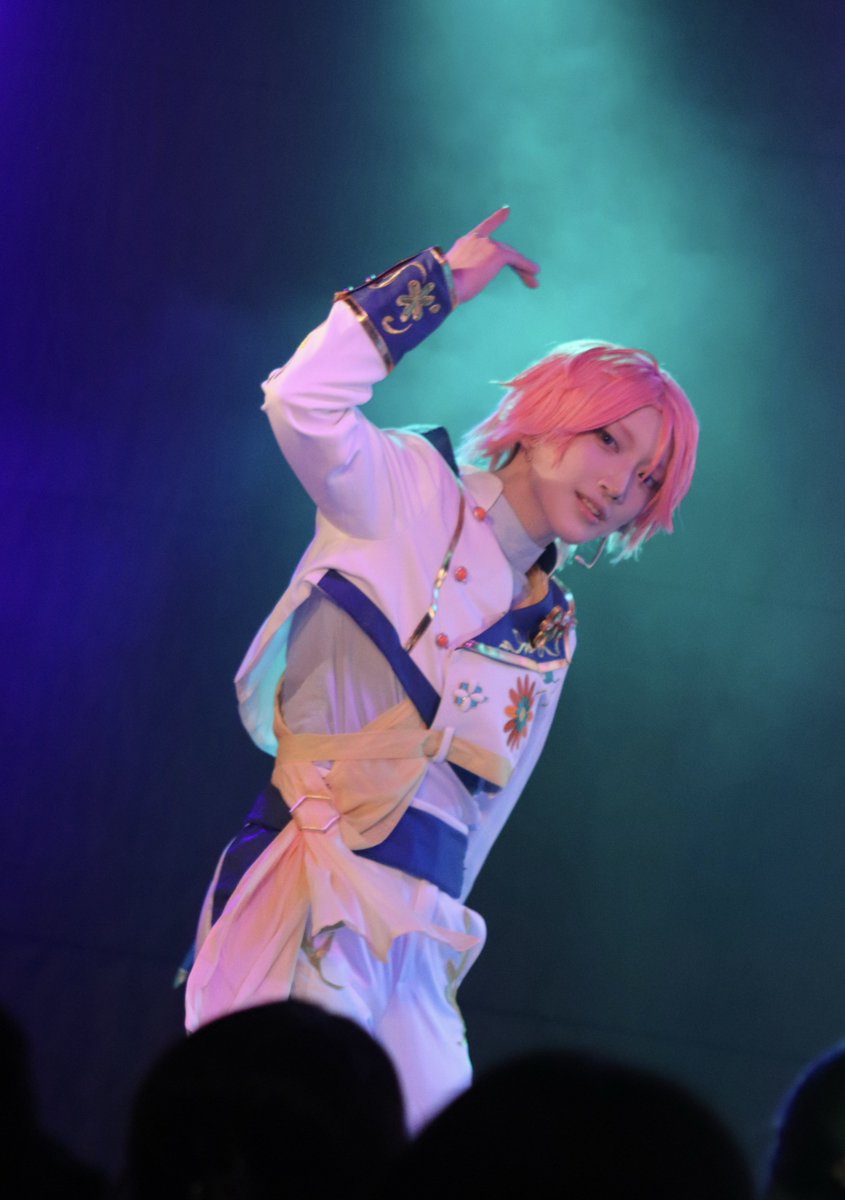 hiwa_maru's tweet photo. cos
遅くなりましたが #すたぱふぉ2 出演させて頂きました!
ハニマリ感謝祭メドレーで12分間踊りまくりました🐝✨️後半へろついてしまったけど会場の雰囲気が本当に良くって楽しく踊れました😂
感想等々 #25bee☺︎︎ まで🙌見させて頂いてます✨️改めて素敵なイベントありがとうございました! https://t.co/Uq6y48OHqu