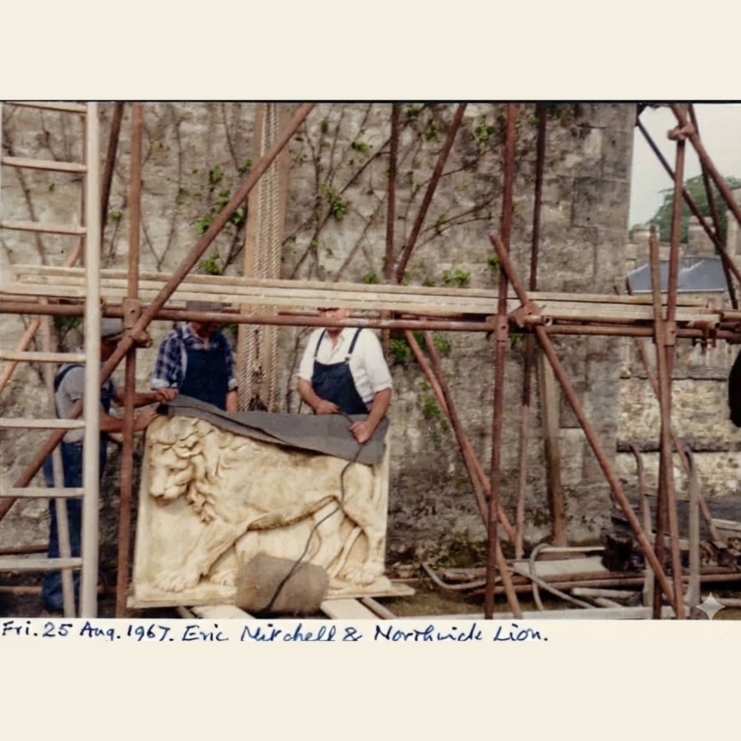 Parham House & Gdns tweet media