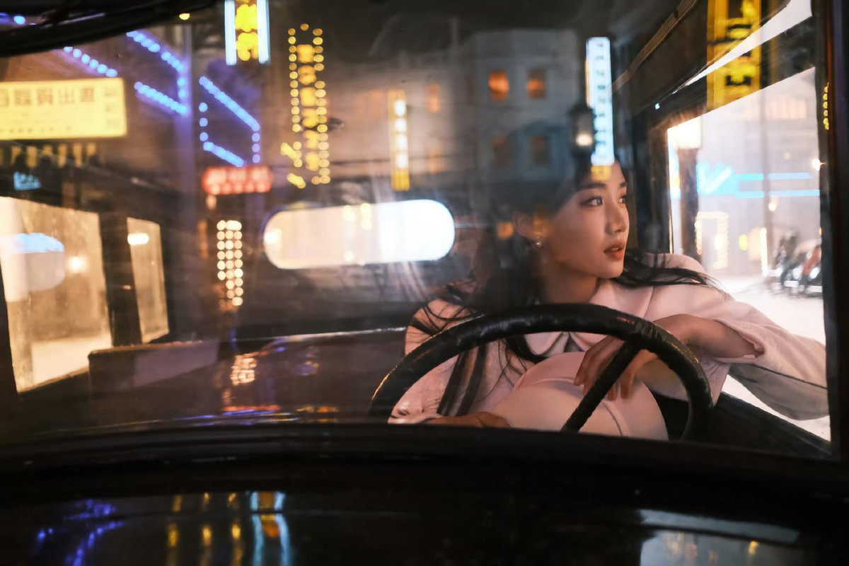 huxyunli's tweet photo. 4 characters 🥹 like actually it's been 4 characters since weibo night 2024

kang ning, jian mingshu, mingyi, huxiu. https://t.co/ekAdfyKRyS
