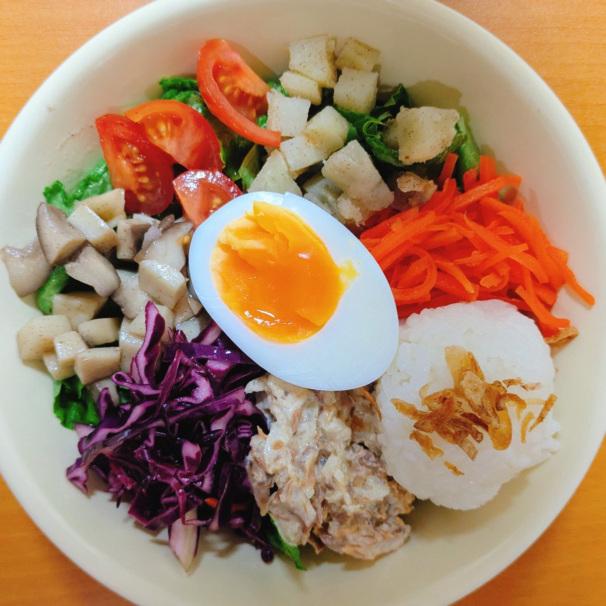 ricycle_apple's tweet photo. 試作会やりました🐣🍅🍄‍🟫🥔🥗🥙
春に #キッチンカー 出店します😊
#広報さんと繋がりたい #美味しいもの好き https://t.co/JKqxVQPwD4