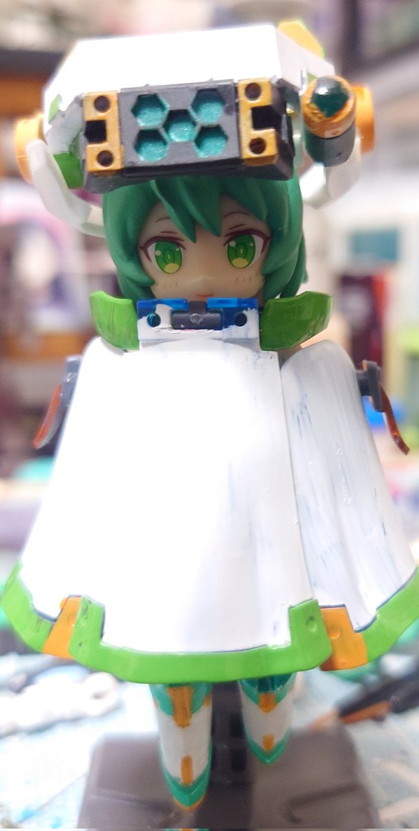 プロトシルフィーII「システム良好、センサー感度良好…！」
ﾌﾜｯ…！
プ「おまたせしました…プロトシルフィーII「アンブレアス」…解禁です！」
#デスクトップアーミー