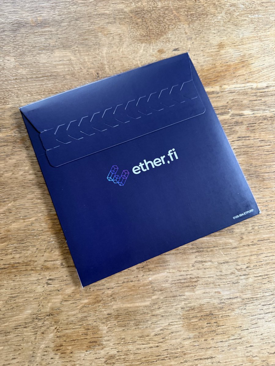 Dducarme's tweet photo. It’s here 🤩🤩🤩

What a nice packaging you did there @ether_fi 🙏🏽 💳 

Wanna join ? 

https://t.co/WrRS74a3kx

All details found here : 

https://t.co/JKKsZrjvLw

Take control of your money 🙏🏽 https://t.co/NaIEyr04tc