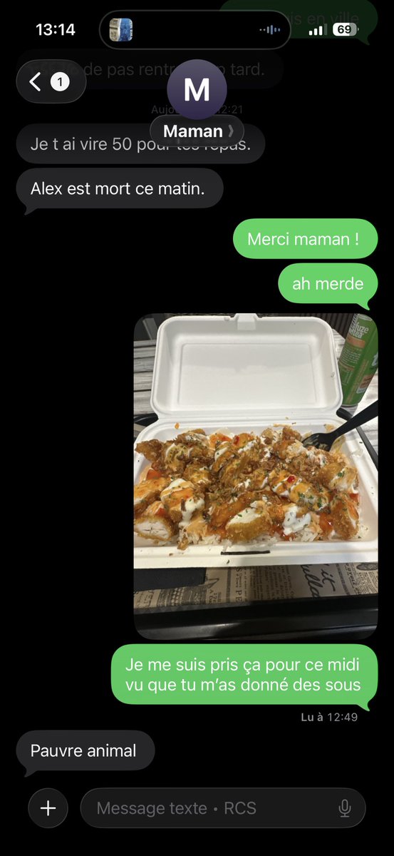 s6ngoo's tweet photo. Ma mère qui me traite d’animal psk j’ai pris un tastycrousty mdrr jlaime trop ptn https://t.co/T9jpfcYRi5