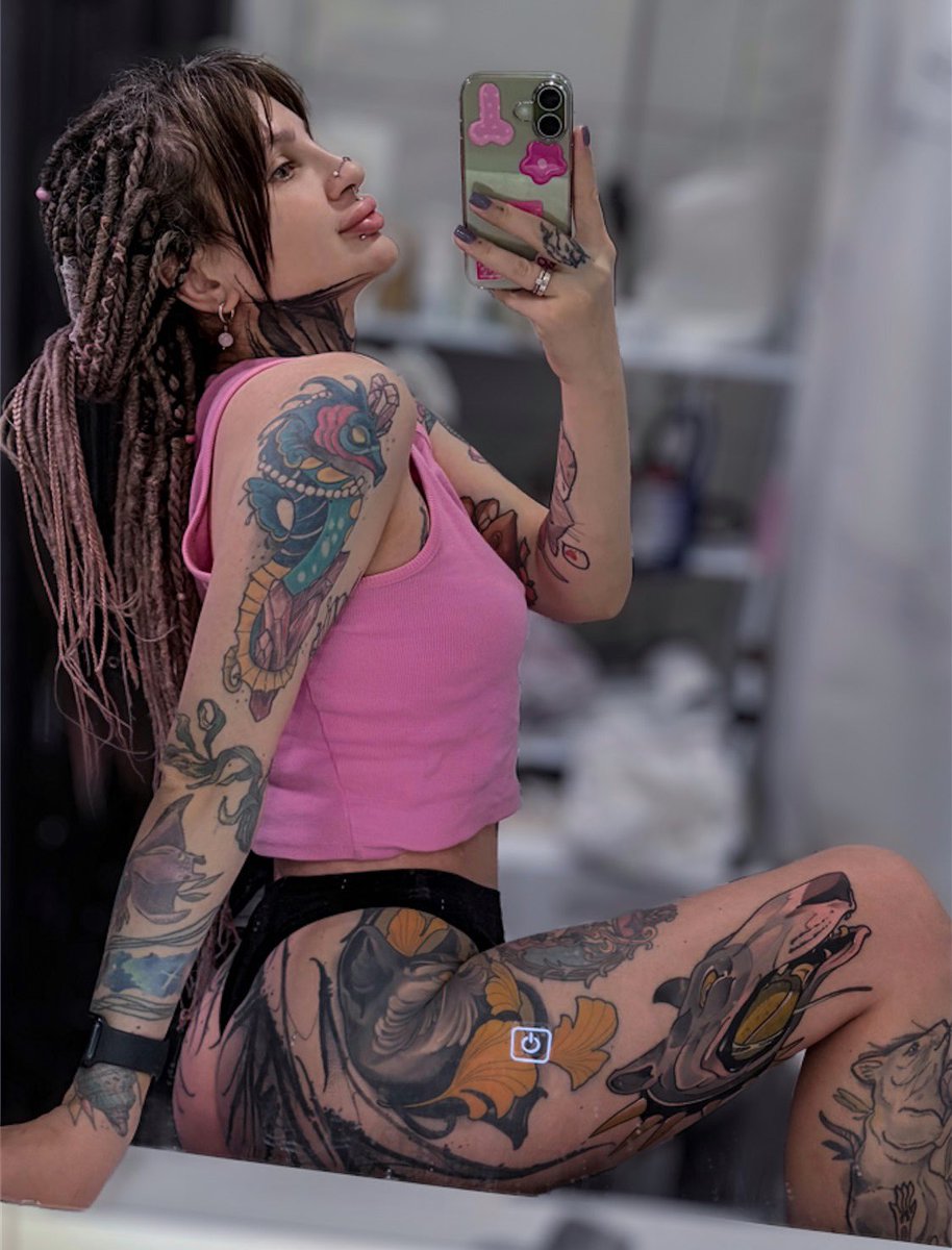 Демон в твоей постели tweet media