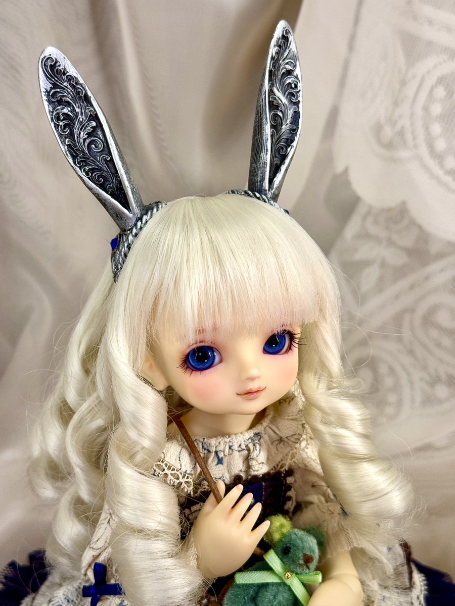 こっちは銀色😊