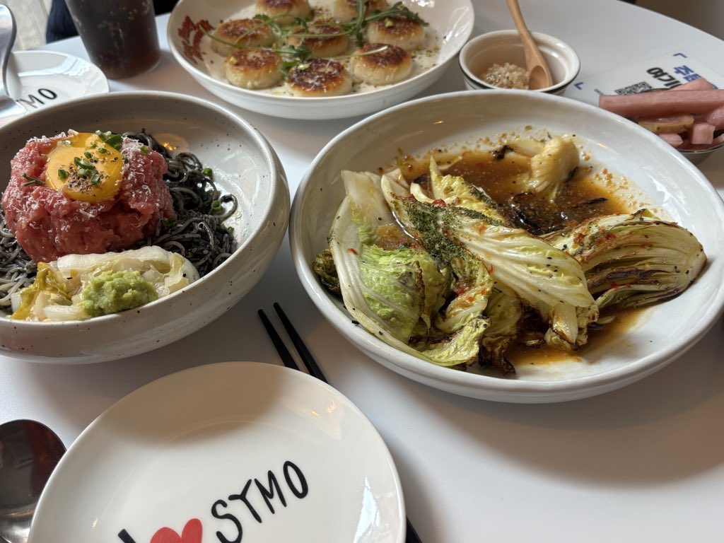 fsloversf's tweet photo. 📍연남 서양면옥
좋사좋시~ 😙
밥 다 먹고 나올 때 핫팩 주셔서 ㄴㅁ 감사햇듬..
이거 없엇으면 밤에 너무 추웟을듰🥶🥶💕 https://t.co/QvYbusFeTF