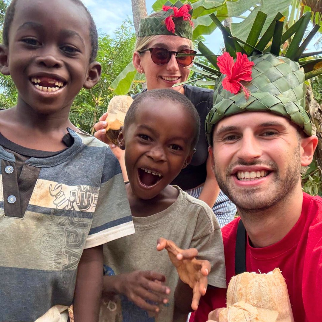 Work the World tweet media