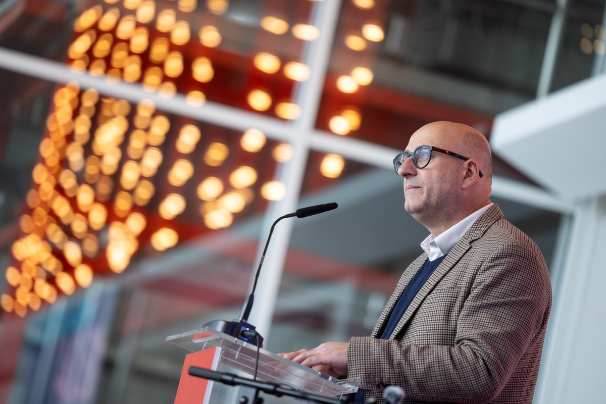 diputacionMLG's tweet image. 🟥 @latermicamalaga presenta su #programación más ambiciosa con referentes internacionales y nacionales y una fuerte apuesta por el territorio.

➡La Térmica Village, Ancá La Térmica y Red Friday articulan la programación dentro y fuera del centro.

🔗 goo.su/wzYql