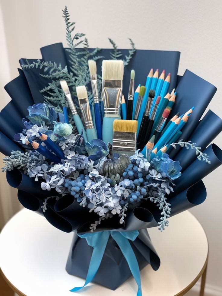 TheArtNestNg's tweet photo. The perfect Valentine’s gift for an artist https://t.co/nruIDgAAEr